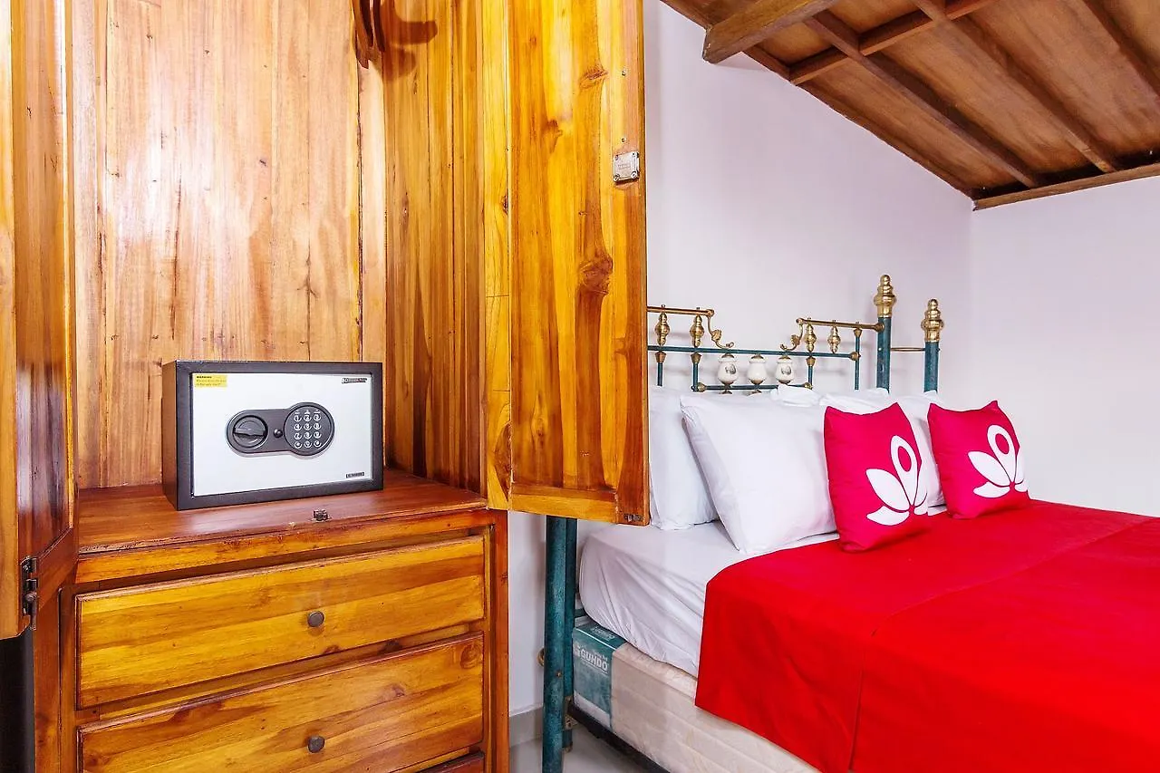 Zen Rooms Ubud Mas 2*,